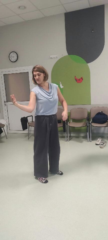 pedagog tańca w pozie